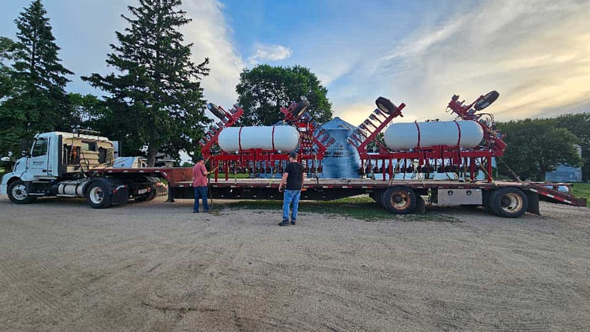 Kadelbach-Agricultural-Flame-Weeders-Gallery-12